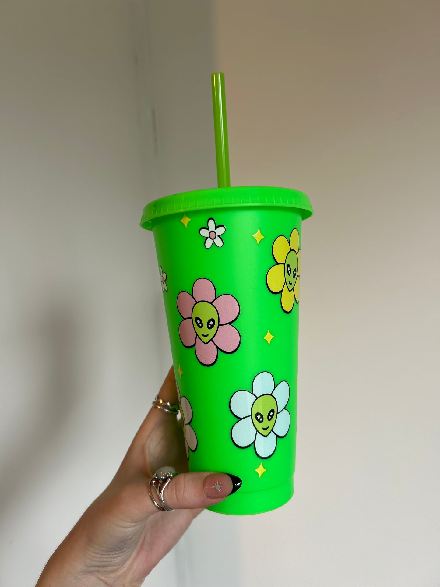 Green floral alien 24oz cold cup