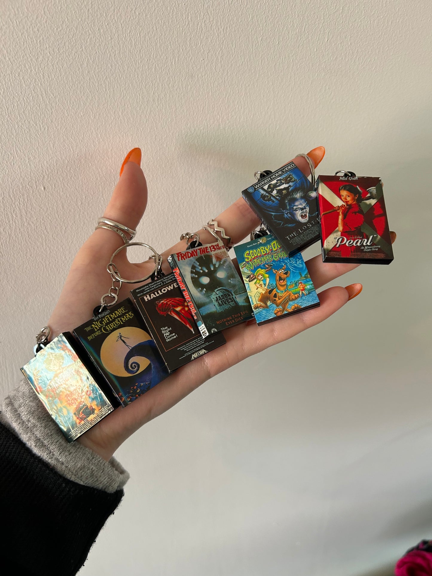 Horror vhs keychains