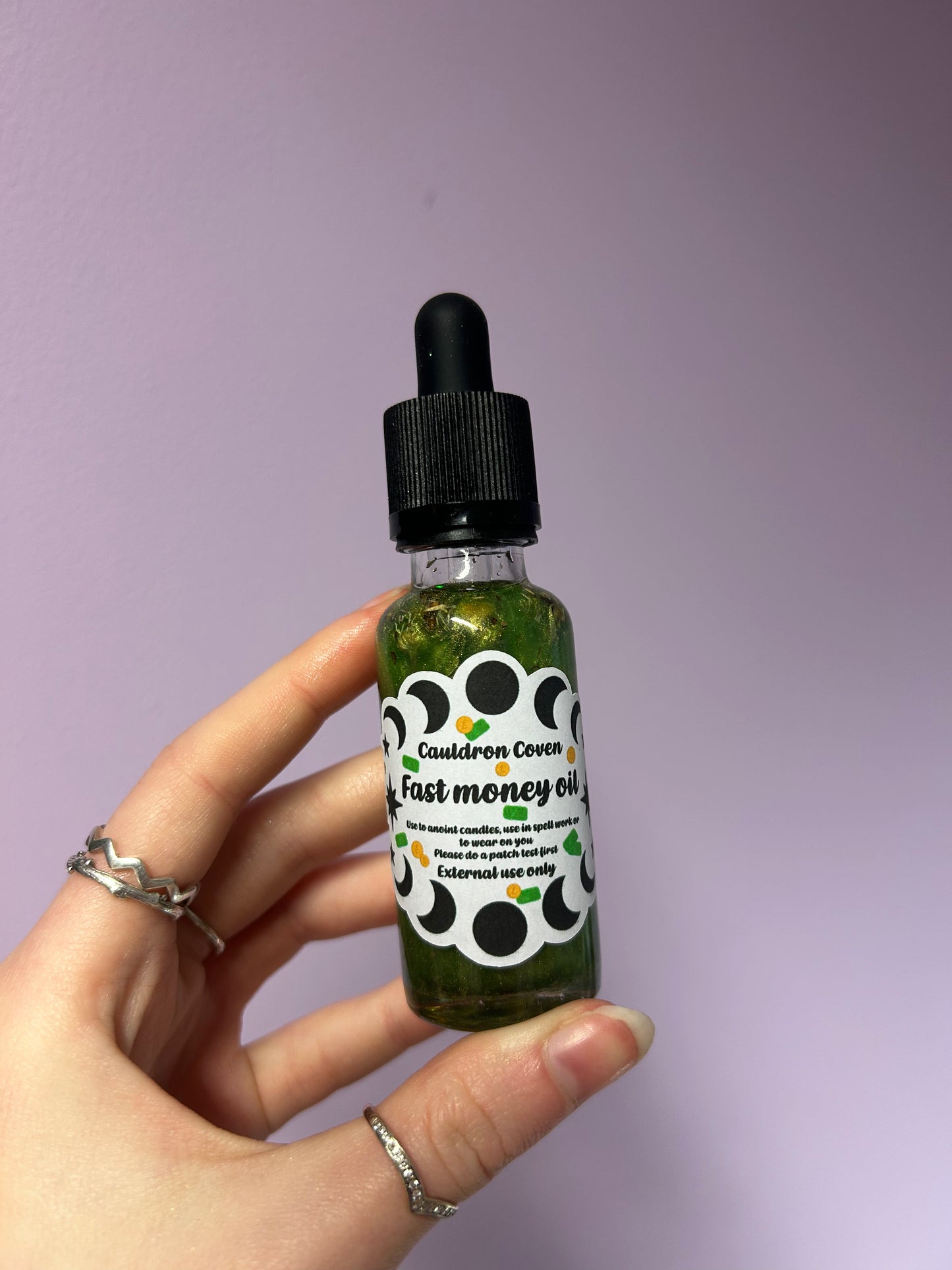 Fast money Ritual spell oil