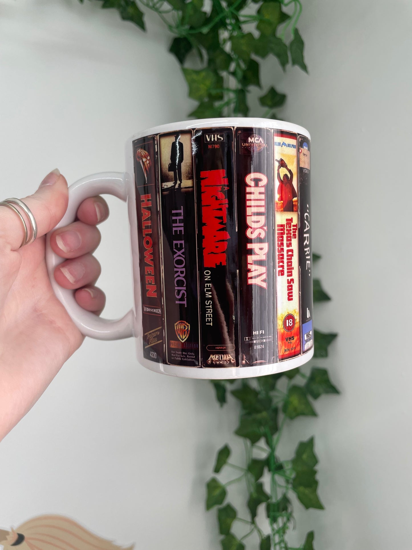 Horror vhs movies Mug