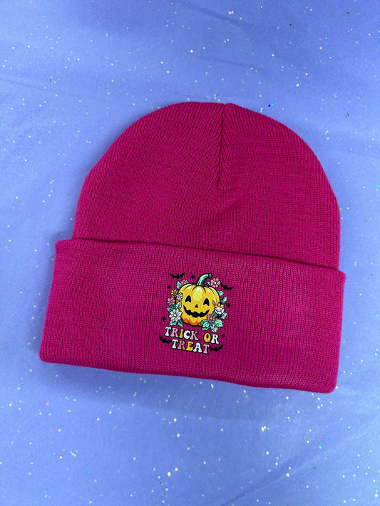 Trick or treat beanie (magenta)