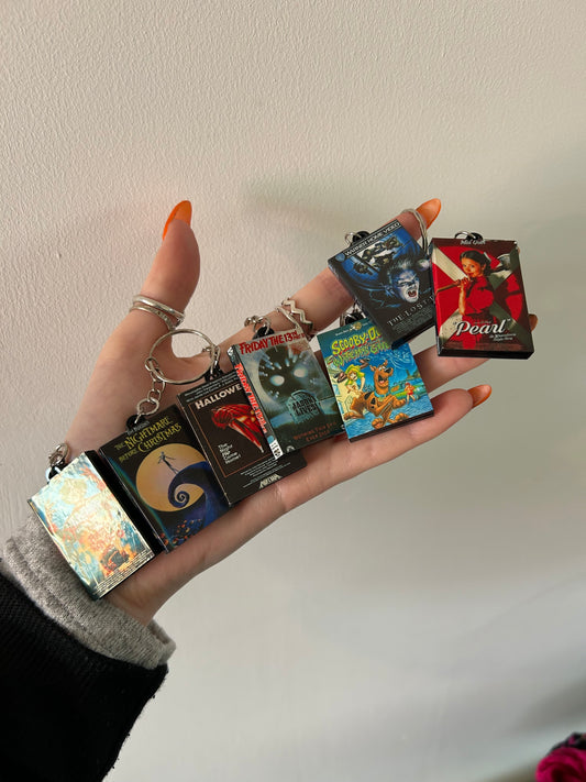 Horror vhs keychains