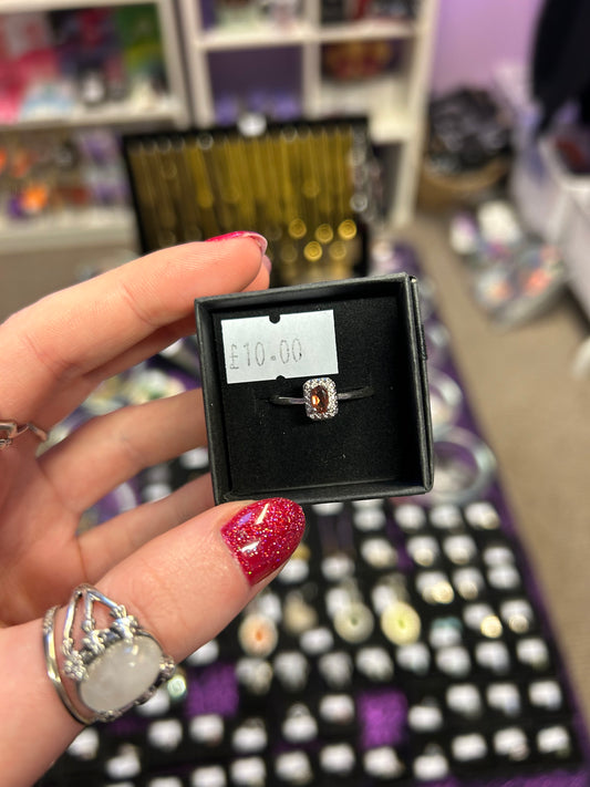 Garnet square gemstone adjustable ring