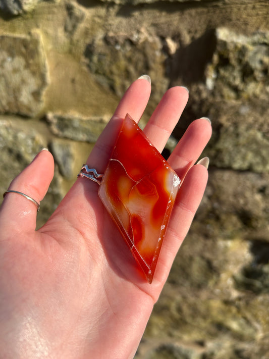 Carnelian diamond crystal carving