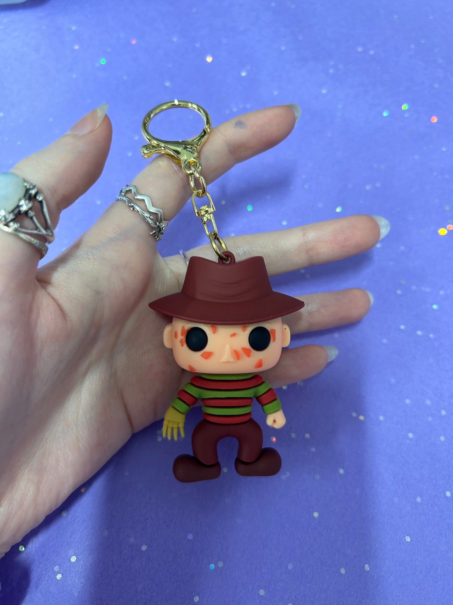 Nightmare man horror keychain