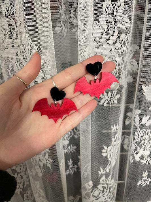 heart stud bats Acrylic Earrings