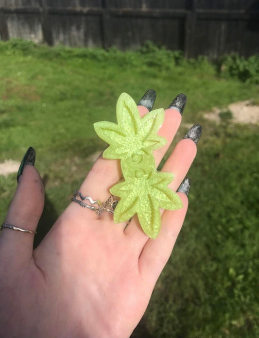 weed leaf - silicone earring moulds