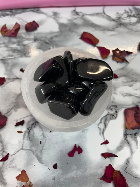 Black tourmaline Polished tumble stones