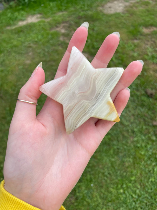 Green onyx polished Crystal star