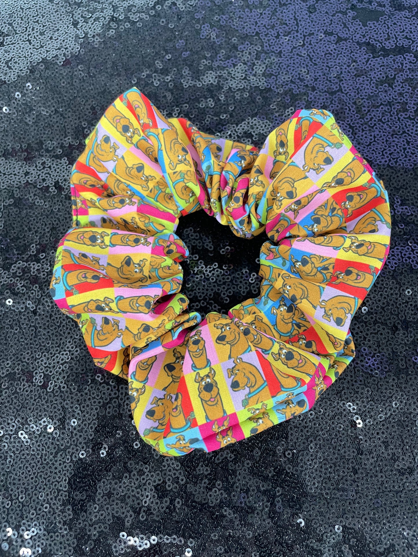 Pop art Scooby doo hair scrunchie